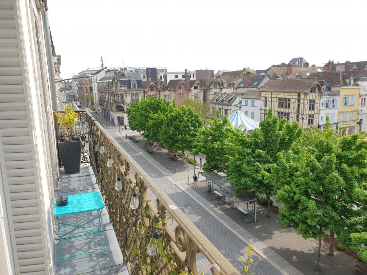 Le Coeur De Troyes - Appartement & Studio Bagian luar foto