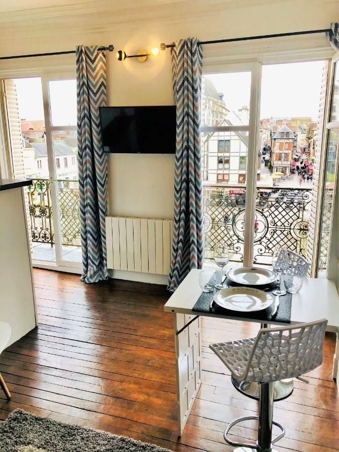Le Coeur De Troyes - Appartement & Studio Bagian luar foto