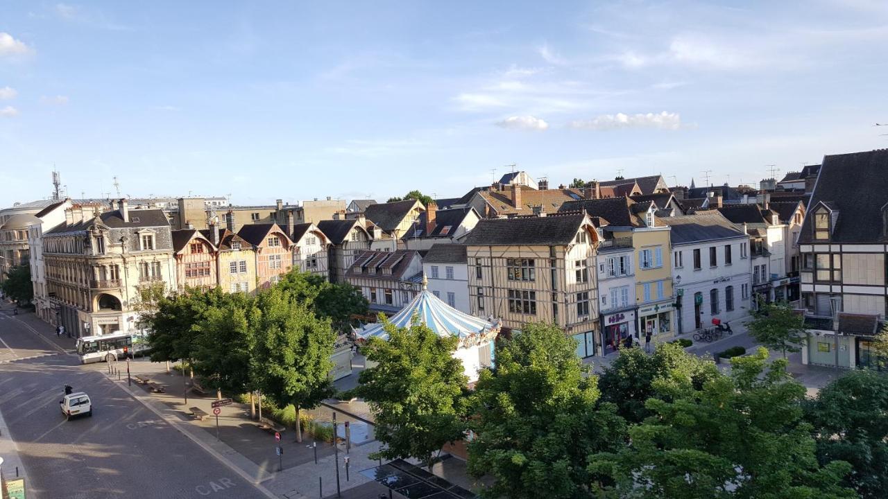 Le Coeur De Troyes - Appartement & Studio Bagian luar foto
